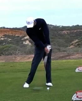 ゴルフ　懐を広くして厚いインパクトを作る練習法　